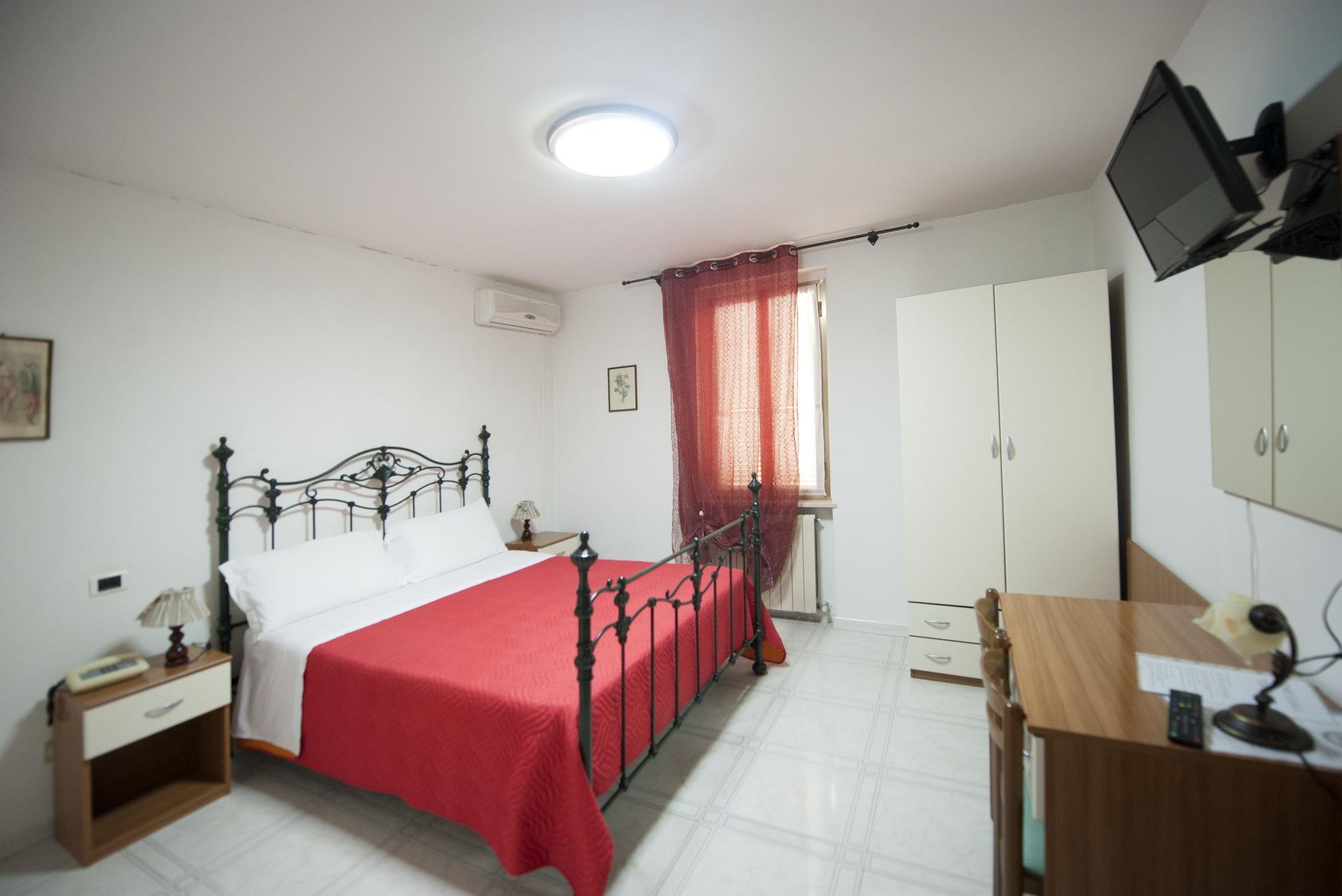 Hotel Athena Spolète Extérieur photo