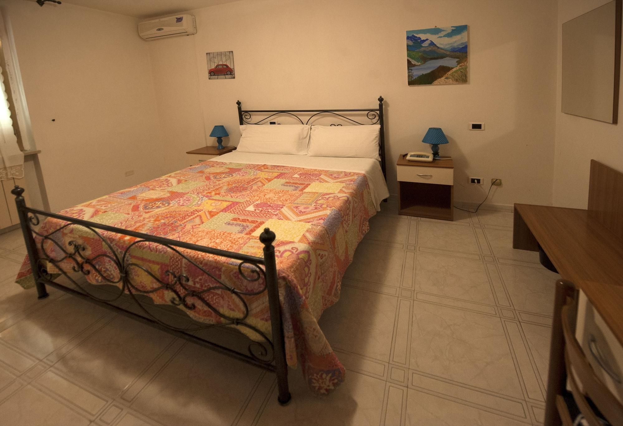 Hotel Athena Spolète Extérieur photo