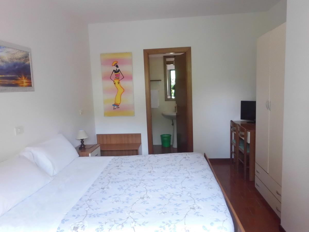 Hotel Athena Spolète Extérieur photo