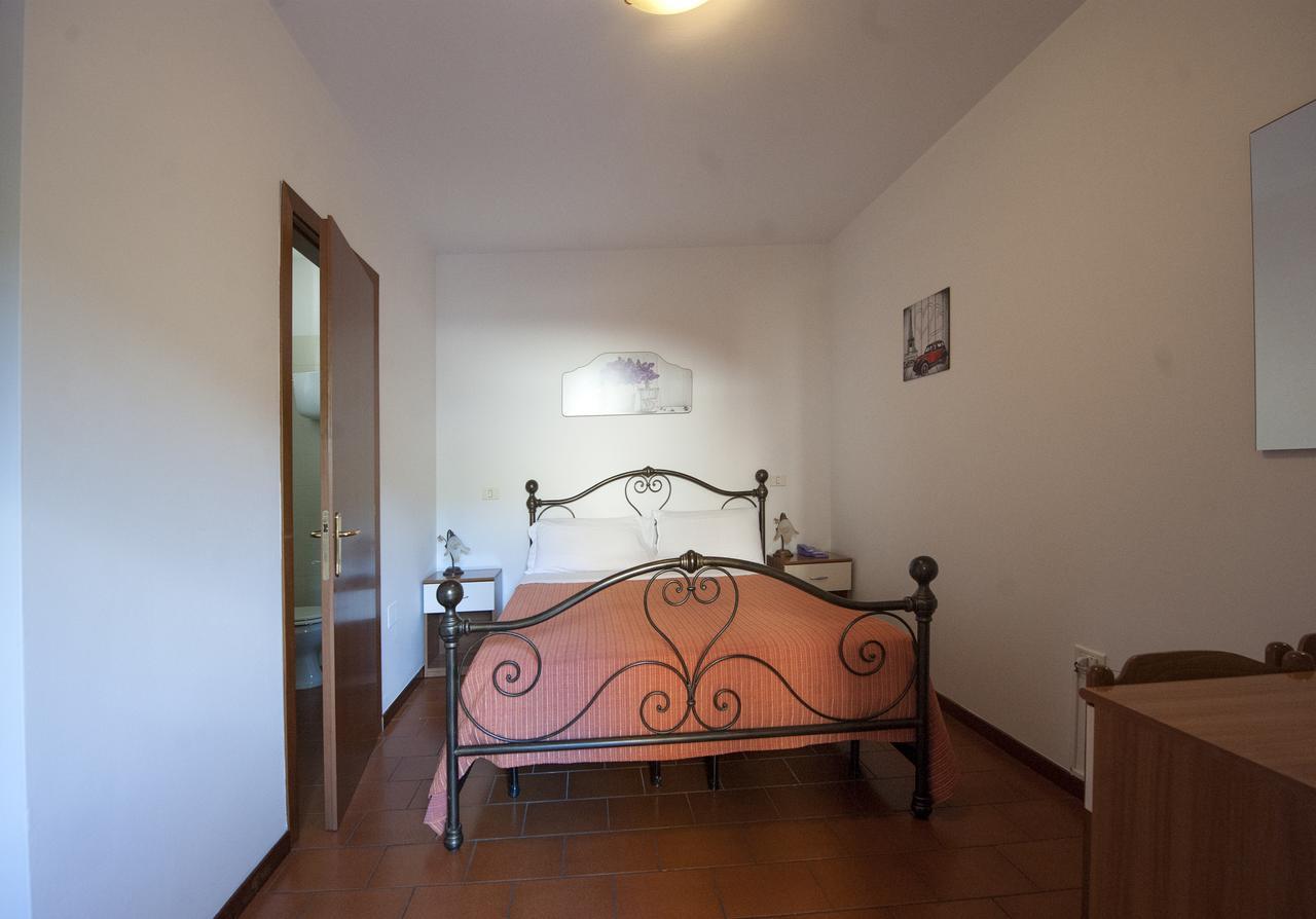 Hotel Athena Spolète Extérieur photo