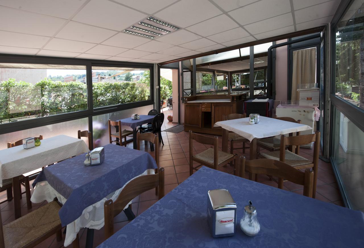 Hotel Athena Spolète Extérieur photo